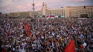 Minsk'te protestolar devam ediyor