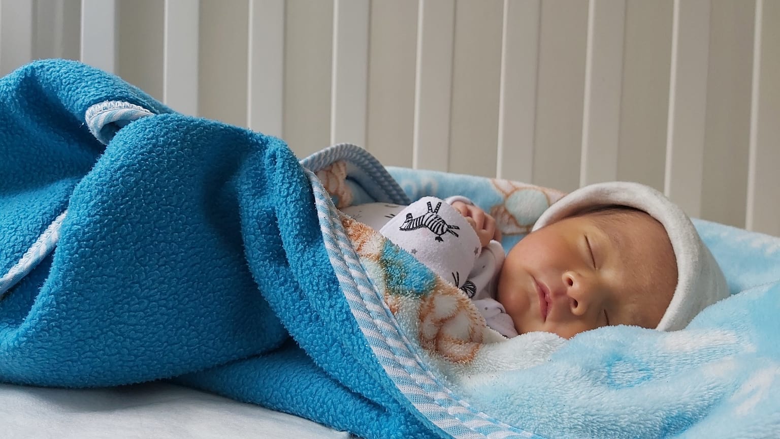 تعديل يسمح بمنح اللقب للأطفال مجهولي النسب في الجزائر