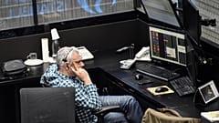 Mart ayından bu yana Türk Lirası dolar karşısında yüzde 16 değer kaybetti