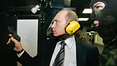 Putyin fegyvert próbál (2006, archív)