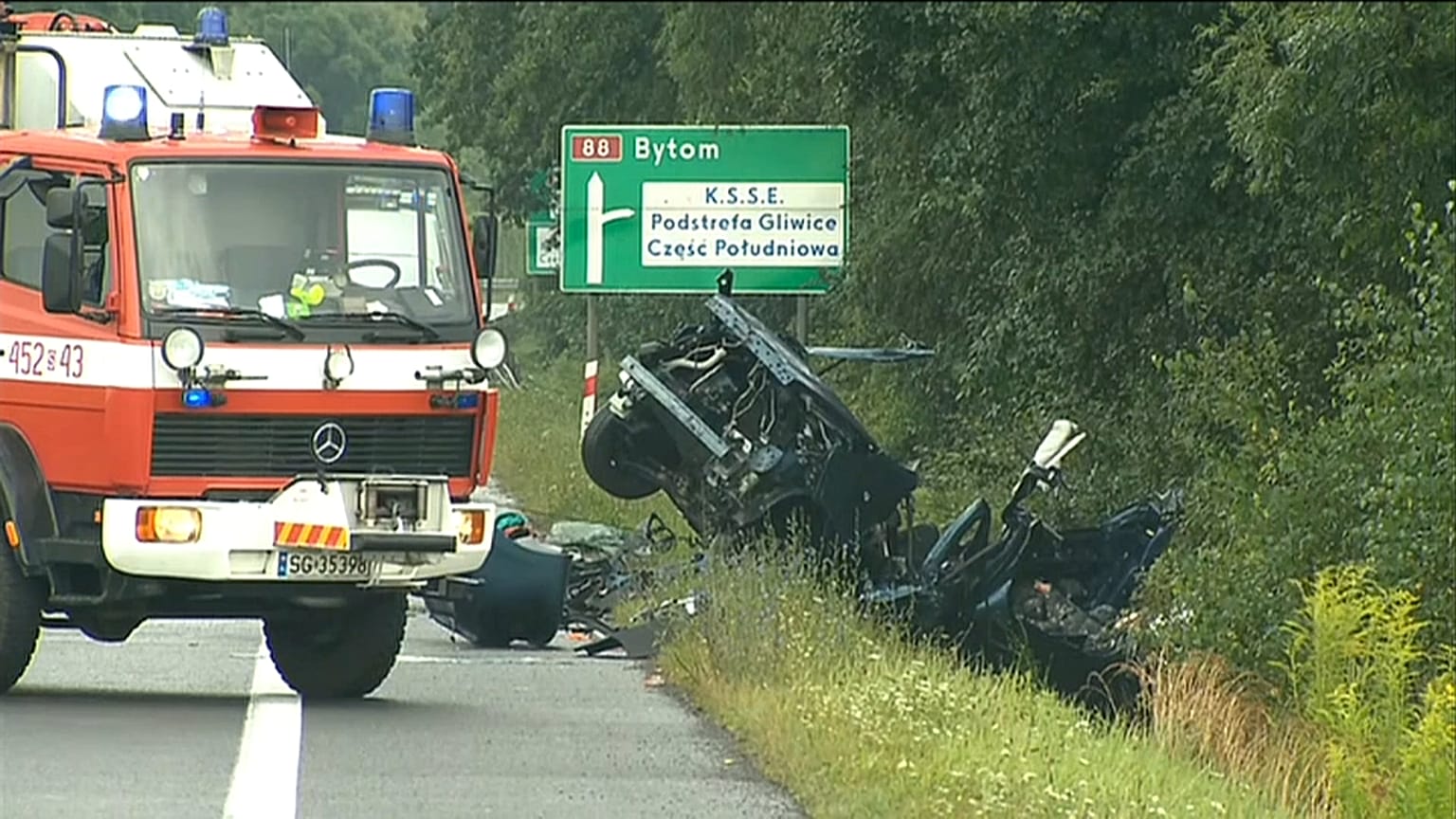 Mortal accidente de tránsito en Polonia deja al menos nueve muertos y casi una decena de heridos