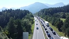 Corona-Kontrollen in Österreich - Stau an slowenischer Grenze 