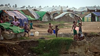 Arakan'ın Sittve kentindeki Rohingya kampları