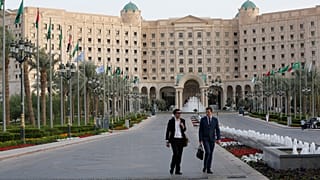 فندق ريتس كارلتون بالعاصمة السعودية الرياض. 