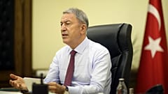 Milli Savunma Bakanı Hulusi Akar