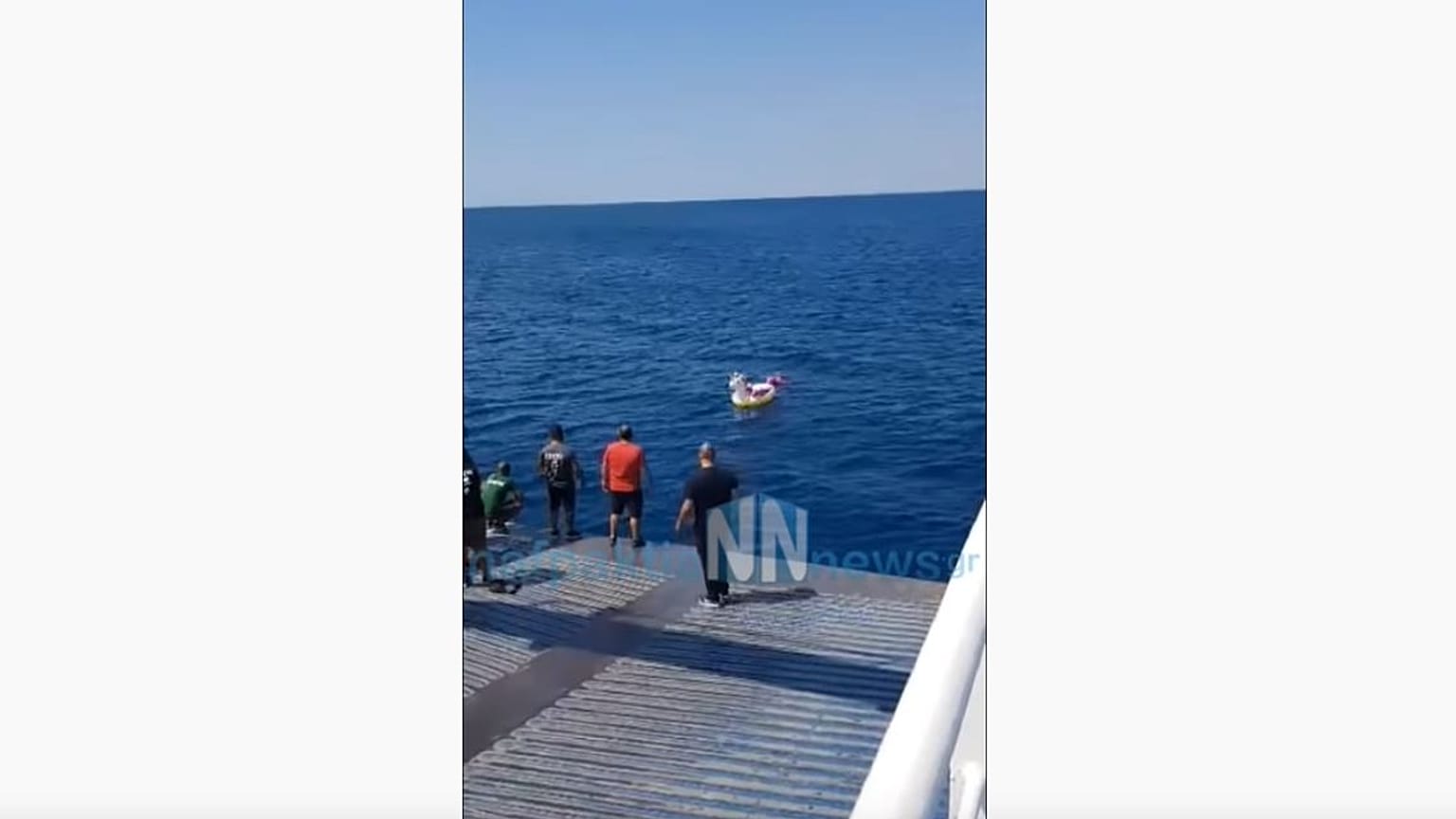 Εικόνα από τη διάσωση του παιδιού 