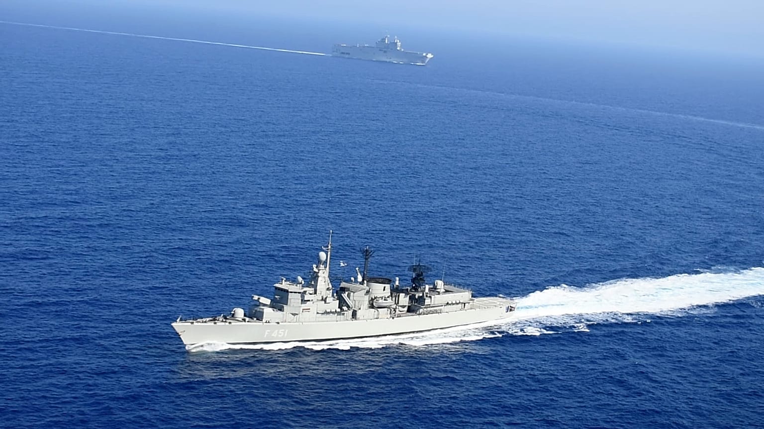 Akdeniz'de askeri tatbikat