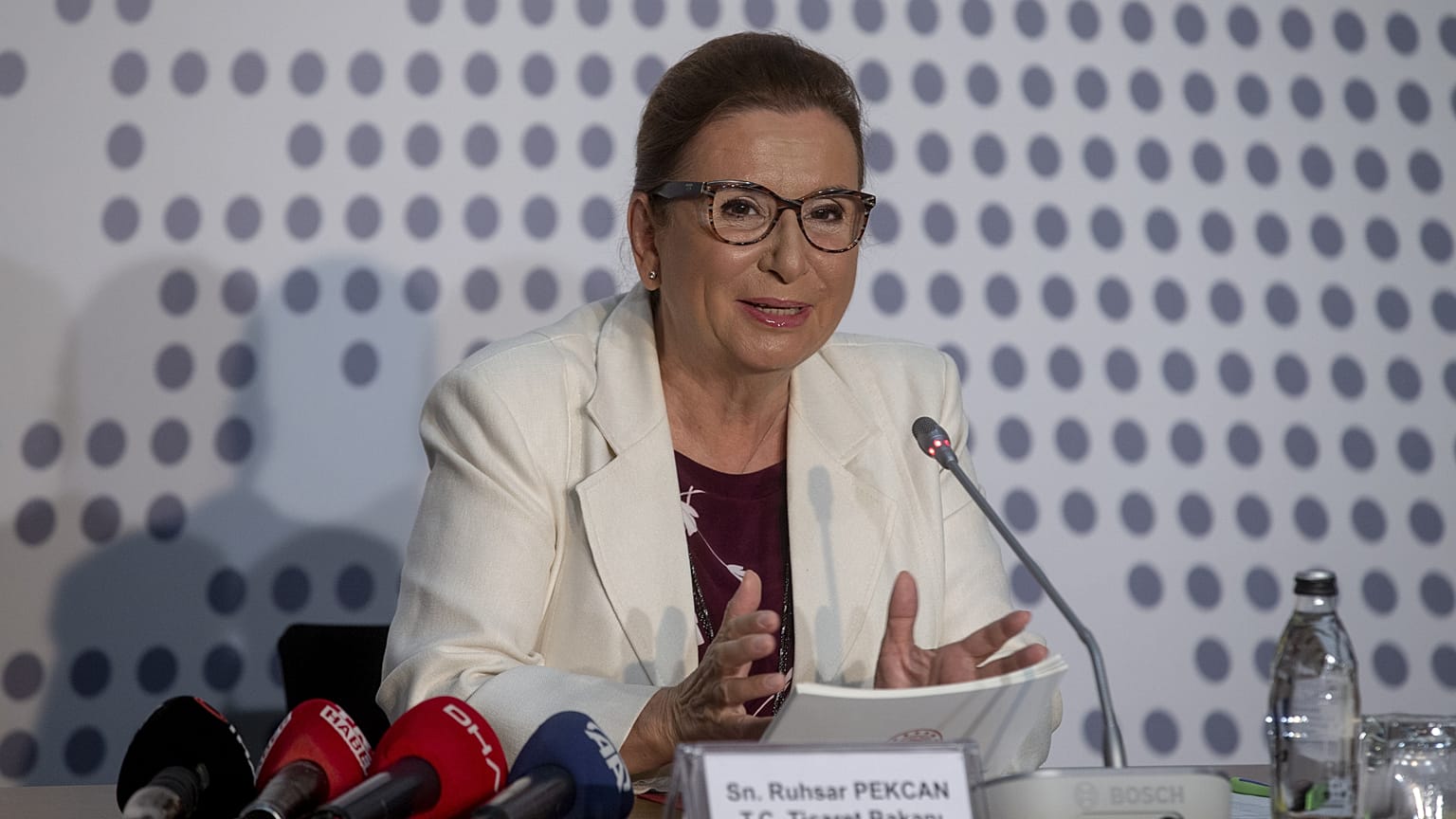 Ticaret Bakanı Ruhsar Pekcan