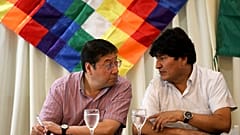 Luis Arce, candidat du MAS pour les élections générales boliviennes et Evo Morales, le 17 février 2020, à Buenos Aires, Argentine