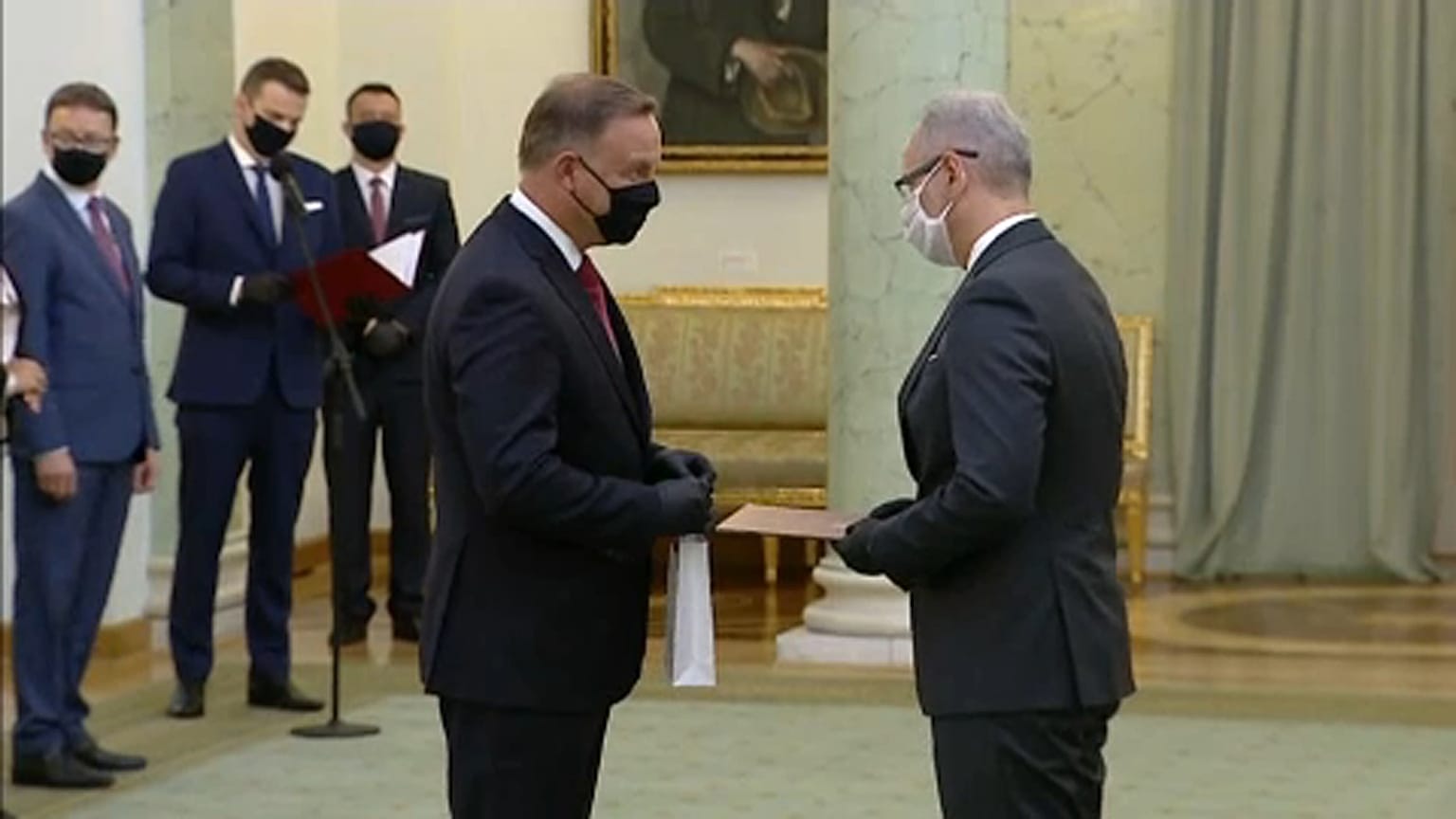 Andrzej Duda beiktatja Adam Niedzielskit