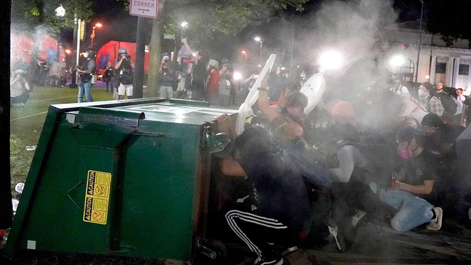 Wisconsin protestolar