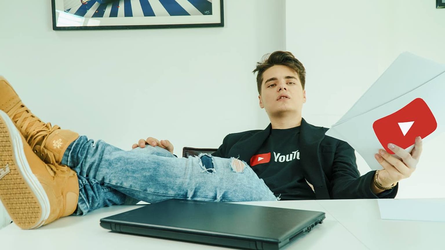 Romanyalı Youtuber Andrei Şelaru