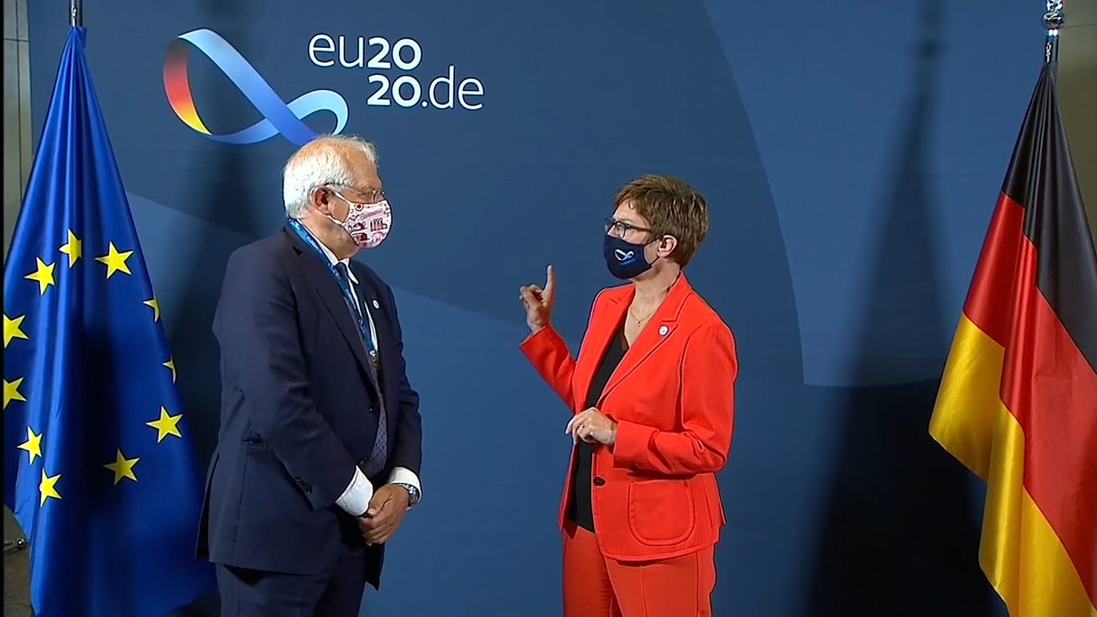 AB Dışilişkiler Yüksek Temsilcisi Borrell ve Alman Savunma Bakanı Kramp-Karrenbauer
