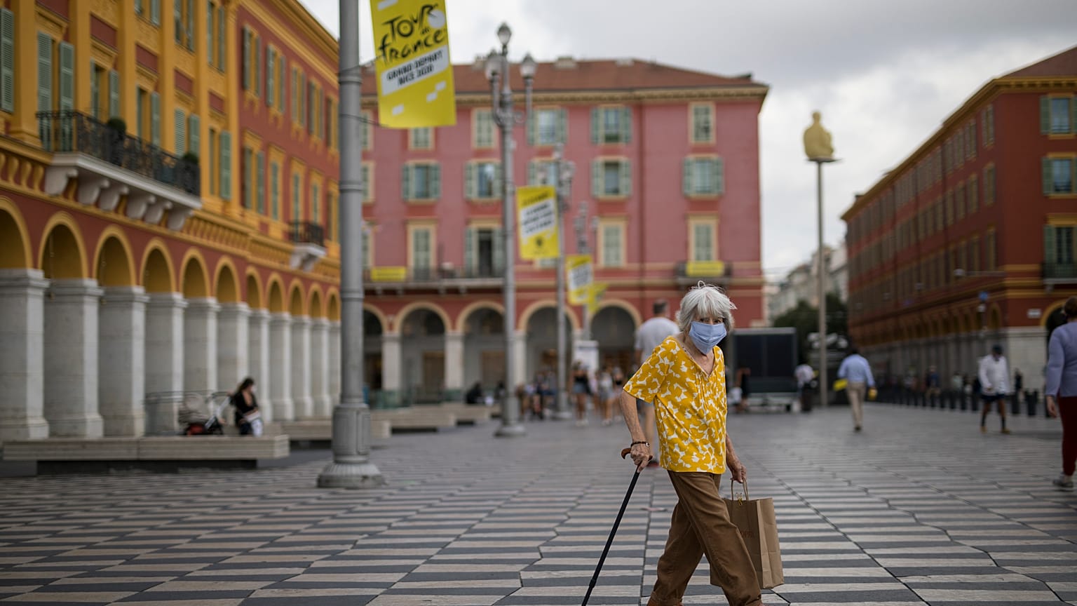 Place Masséna, à Nice, le 28 août 2020, France 