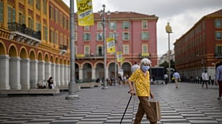 Place Masséna, à Nice, le 28 août 2020, France 