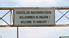 Венгрия снова закрывает границы