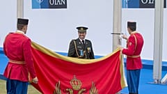 Флаг Черногории в штаб-квартире НАТО в Брюсселе