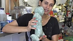 Los cristales de la explosión de Beirut dan vida a una escultura