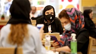 نساء إيرانيات