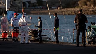 Migrantes llegando a las Islas Canarias