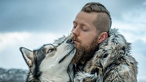 Espen Hatleskog and his Alaskan Malamute, Fenris.