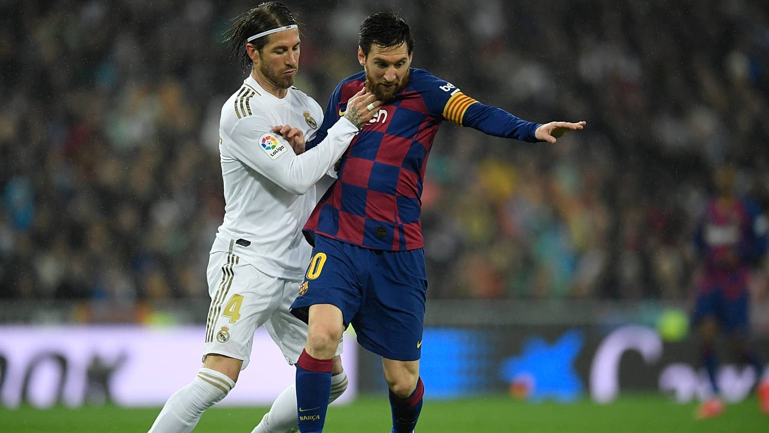  خلال مباراة الدوري الإسباني لكرة القدم بين ريال مدريد وبرشلونة على ملعب سانتياغو برنابيو، مدريد، 1 مارس 2020