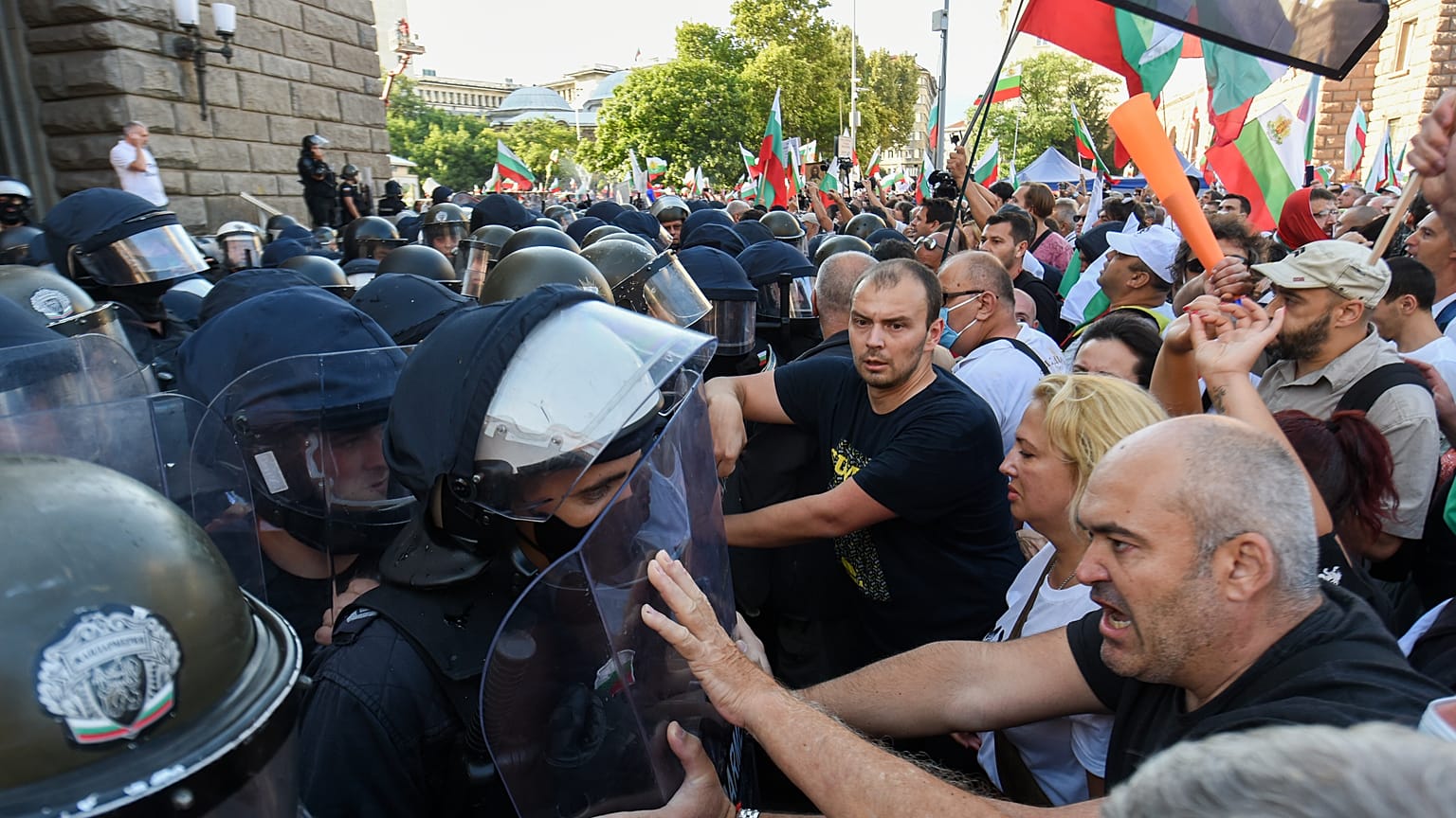 Жесткий разгон демонстрации в Софии    