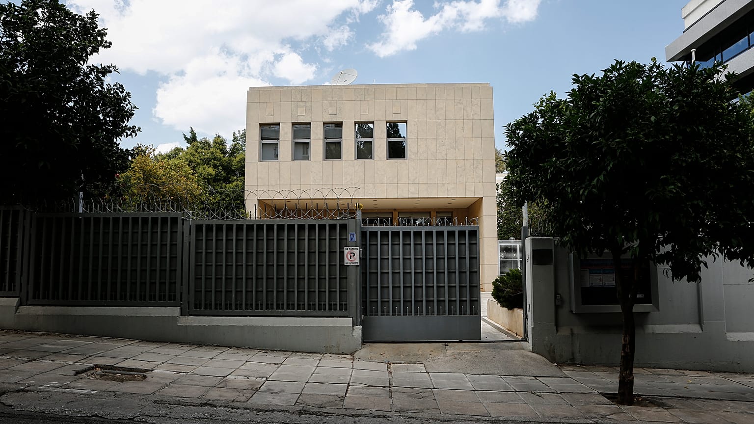 Η ΡΩΣΙΚΗ ΠΡΕΣΒΕΙΑ ΣΤΗΝ ΑΘΗΝΑ