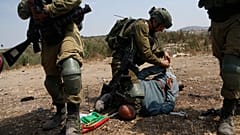 الجيش الإسرائيلي يعتدي على الناشط الفلسطيني خيري حنون
