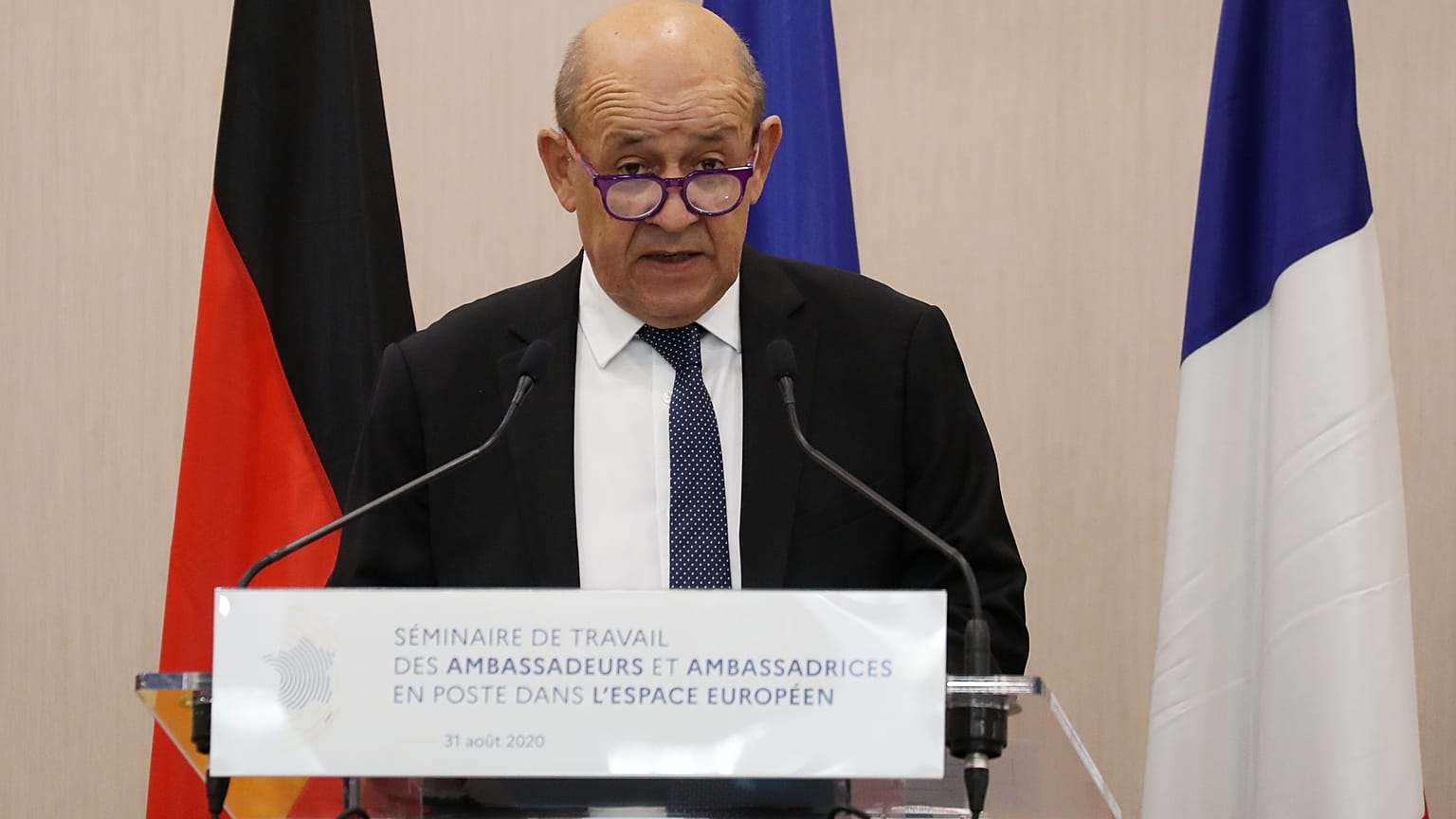 وزير الخارجية الفرنسي جان إيف لو دريان