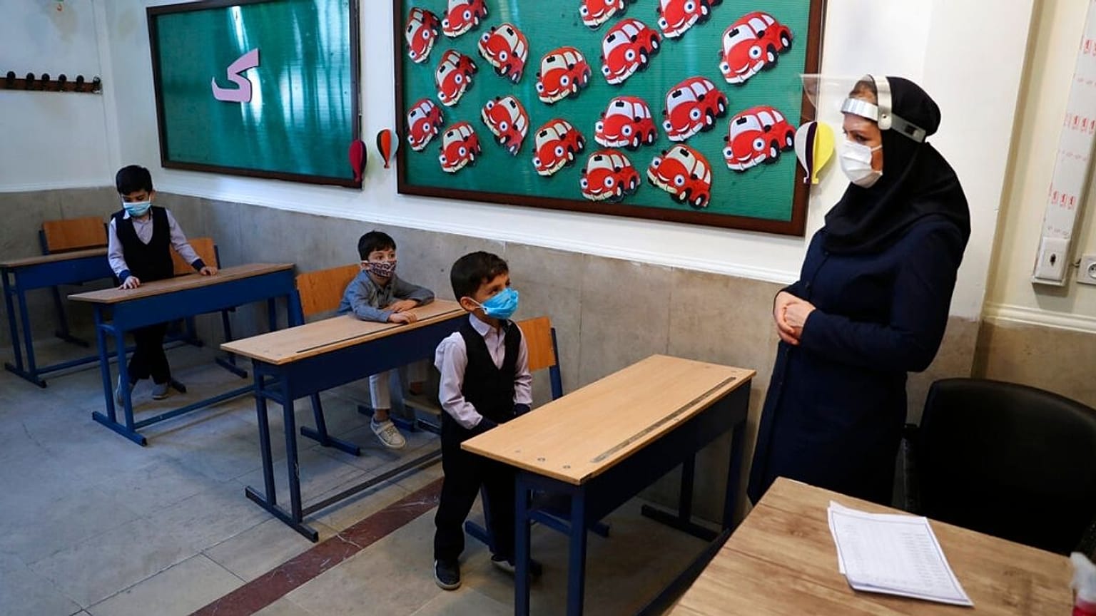 بازگشایی مدارس در ایران