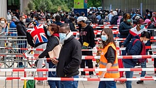 Reparto de ayuda alimentaria en Ginebra, Suiza, el pasado mayo