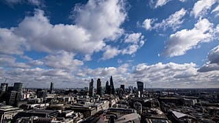 Reducing pollution to WHO levels could prevent 17,000 premature deaths each year in the UK alone.