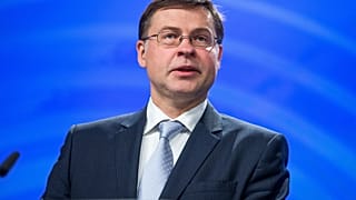 Személyi változások az Európai Bizottság tagjai között