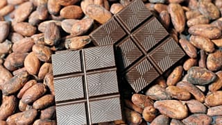 شکلات تلخ