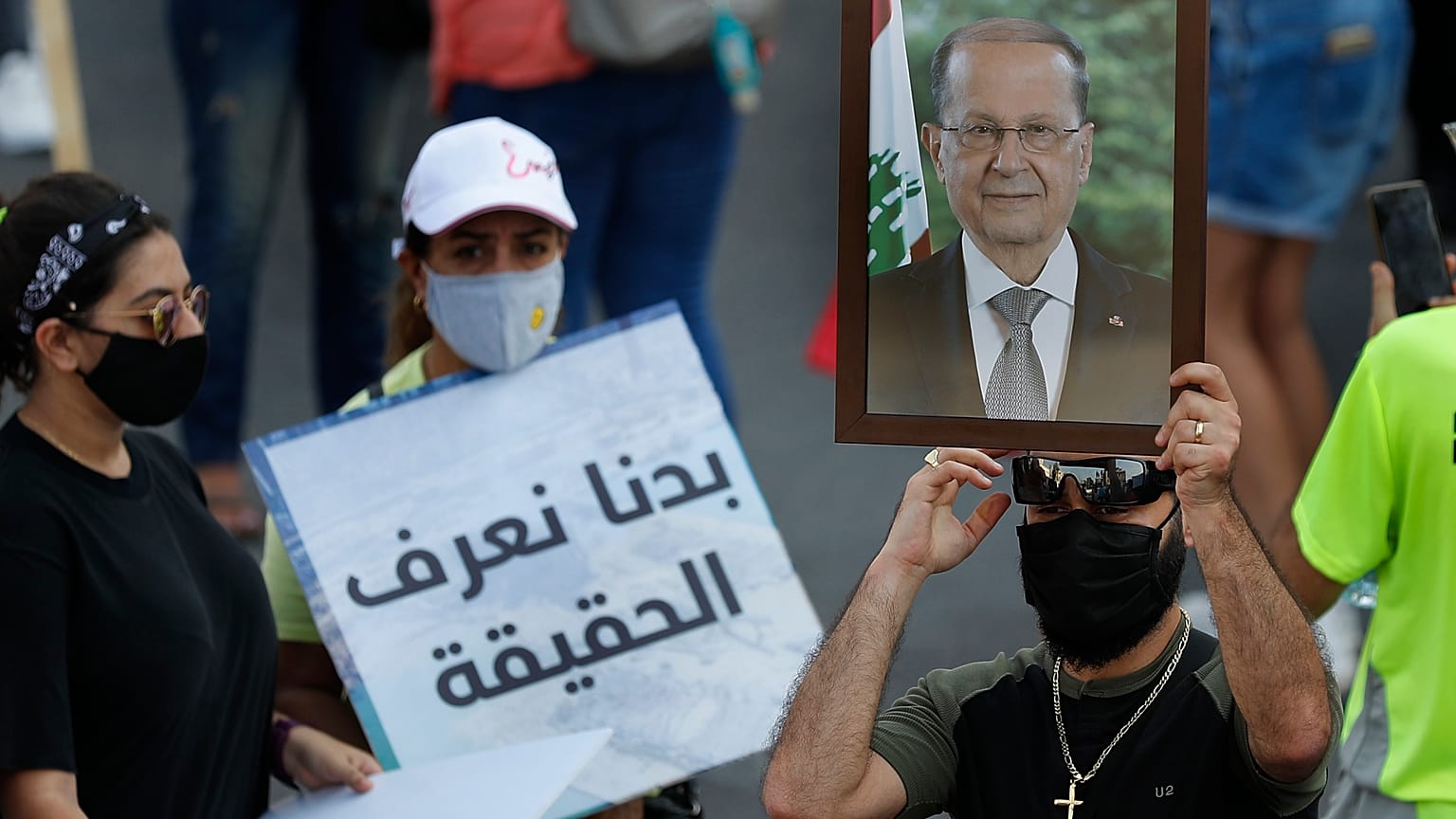 لبنانيون يطالبون بمعرفة مصير المساعدات الغذائية عبر منصات التواصل الإجتماعي 
