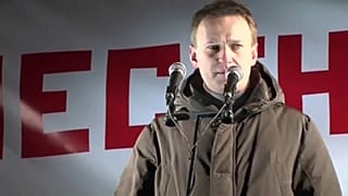 صورة من الأرشيف للمعارض الروسي أليكسي نافالني أثناء إلقاء خطاب في موسكو 