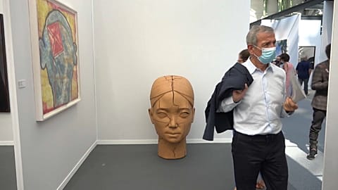 Besucher der Art Paris