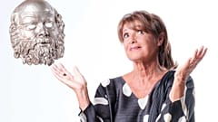 Foto: LA VEDOVA SOCRATE con Lella Costa di Franca Valeri