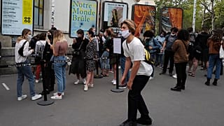 COVID-19: Францию ждут новые ограничительные меры