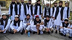 Afganistan'da ağustos ayında serbest bırakılan Taliban üyeleri 