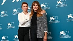 Regisseurin Julia von Heinz mit ihrer Hauptdarstellerin in "Und morgen die ganze Welt" 