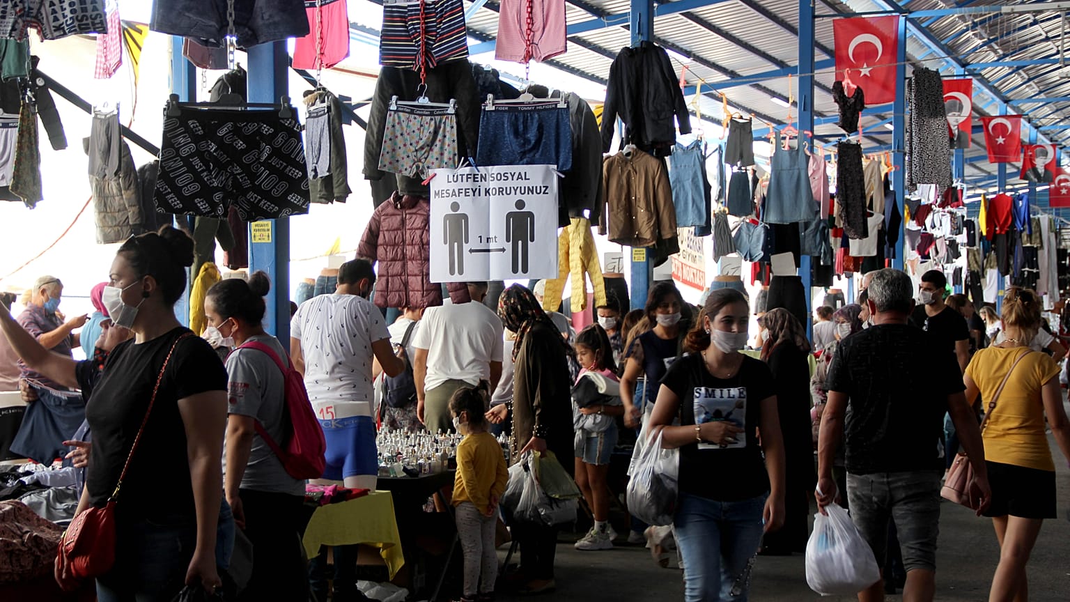 İçişleri Bakanlığı'ndan 81 ile yeni Covid-19 genelgesi