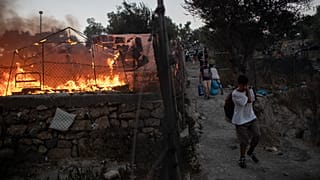 Brände in Moria und Oregon: Die Videos der Woche - NO COMMENT 