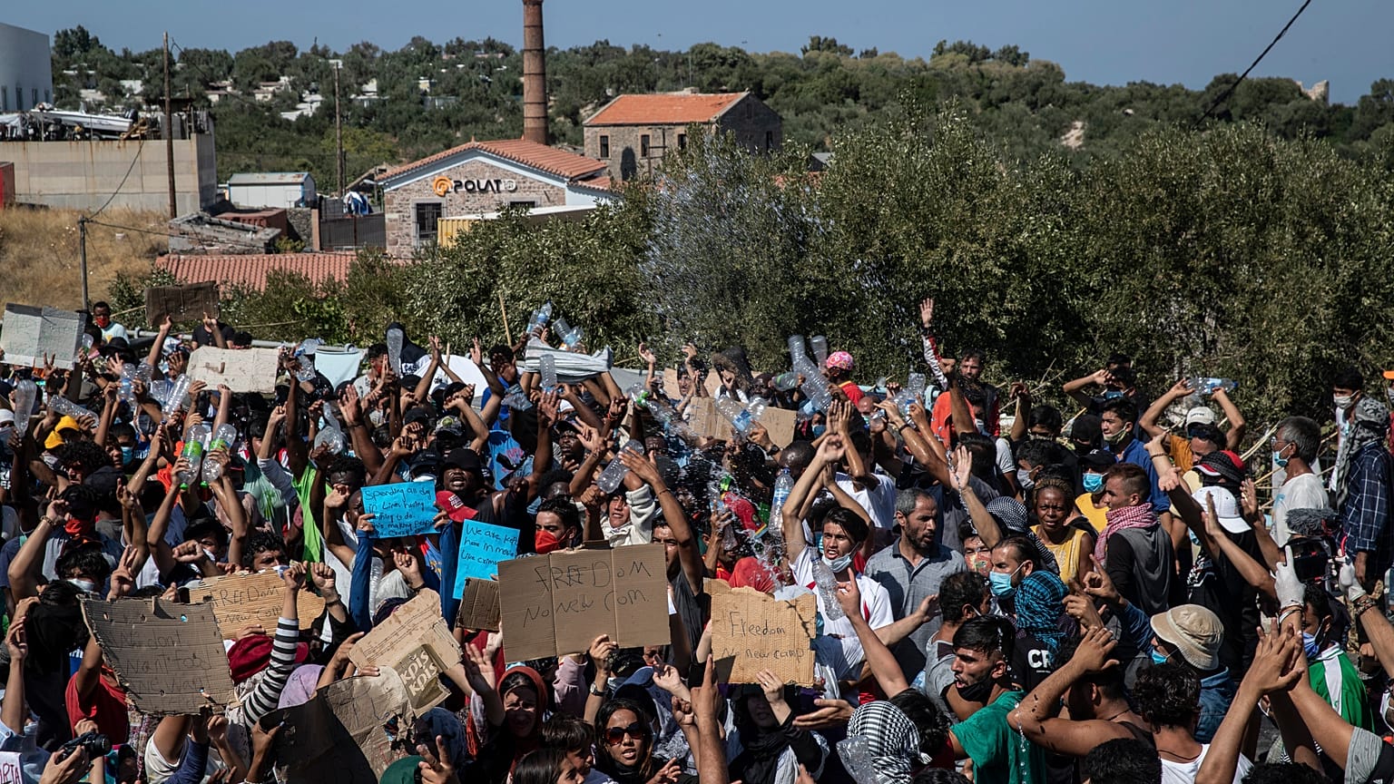 Manifestation de migrants à Lesbos