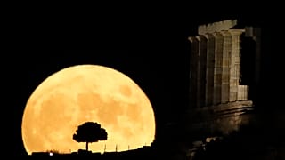 NASA Ay'dan numune toplayacak firma arıyor