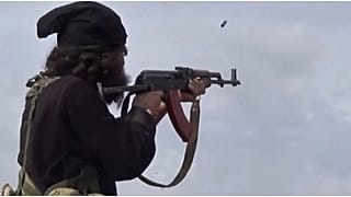 مقاتل من تنظيم الدولة الإسلامية