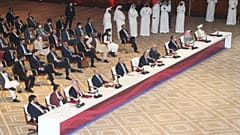 Katar'ın başkenti Doha'da Afganistan hükümeti ve Taliban arasında barış görüşmeleri başladı