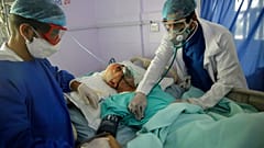 İç savaşın sürdüğü Yemen'in başkenti Sana'da bir koronavirüs hastası.
