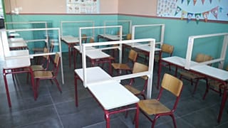 El coronavirus marca el inicio de las clases en Grecia